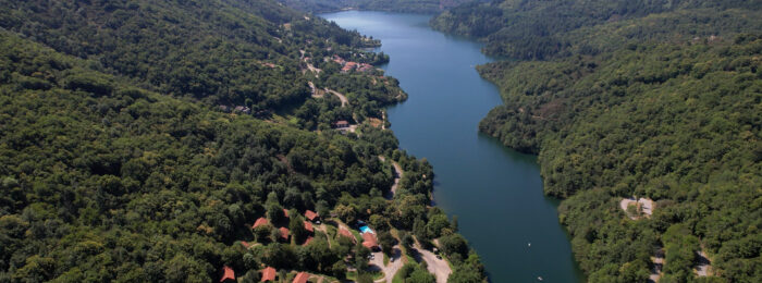 LES CHATAIGNIERS DU LAC